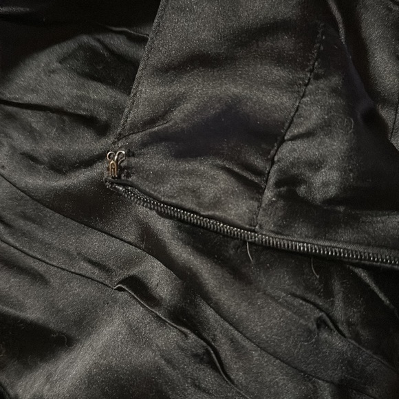 Express High Waisted Bandage Mini Skirt - Picture 3 of 3